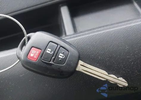 2014 Toyota Prius C Two из США, поврежденный, VIN JTDKDTB30E1076292